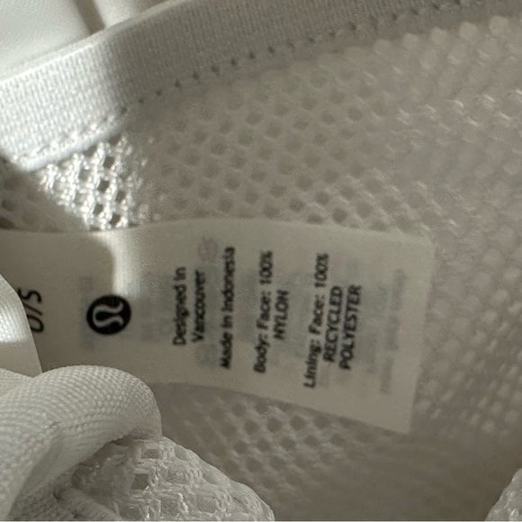 NEW Lululemon Everywhere Belt Bag Wunder Puff Large 2L White - Picture 8 of 9